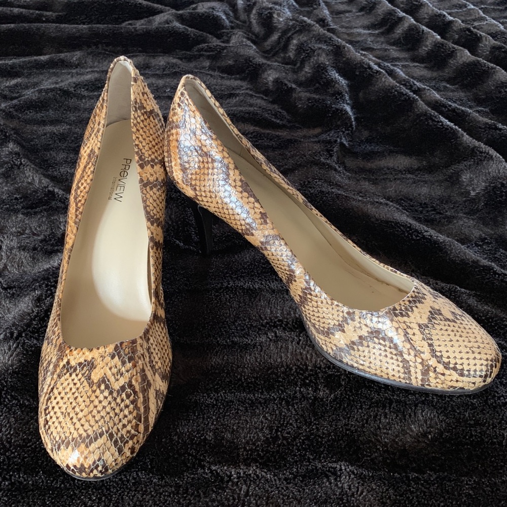 Preview International Snakeskin heels